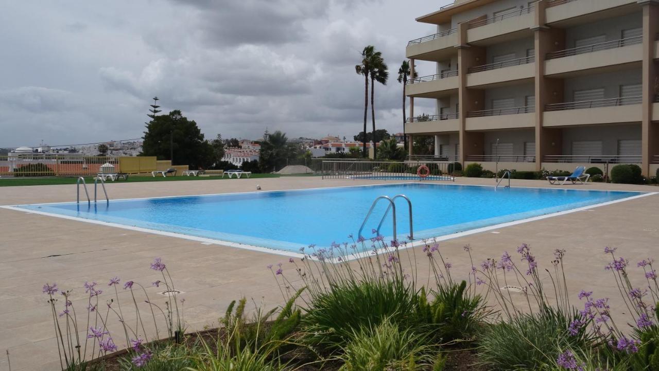 Beach Front Apartment Barracuda Albufeira Exterior photo